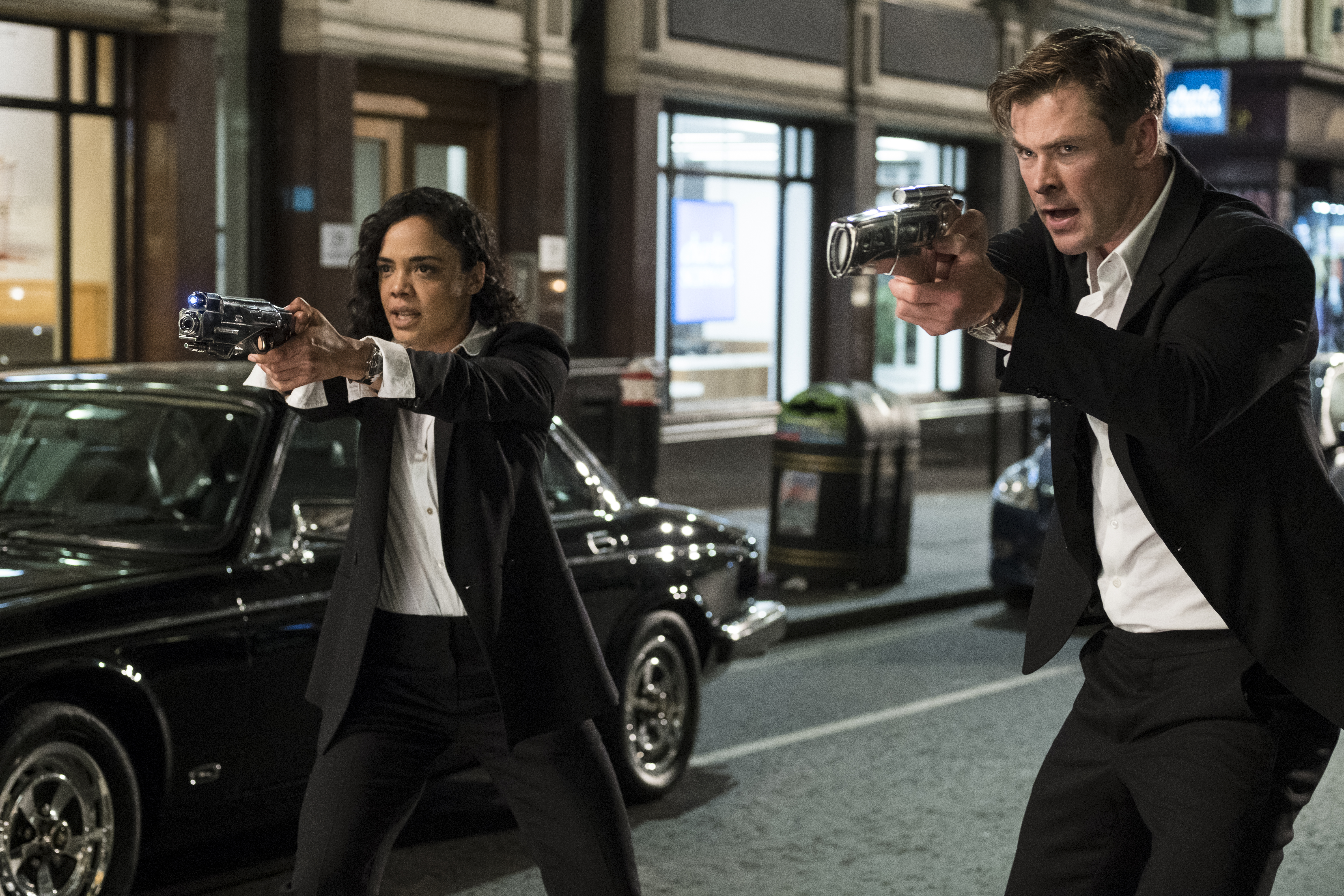 An image of Tessa Thompson and Chris Hemsworth in Men In Black International